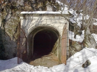 Ingresso della Cannoniera Alta sul Monte Orsa