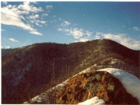 Monte Piambello, ripreso d'inverno dalle Rocce Rosse